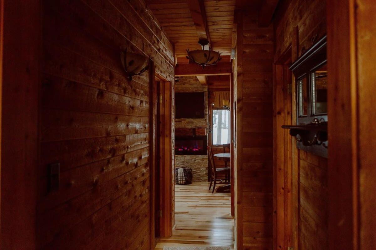 Crystal Mountain Cabin-Shuttle Pass Included! Thompsonville Exterior foto